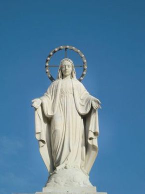 Obrazek - Modlitwa do Maryi przechodzi z przodu