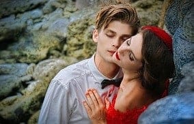 hombre enloqueciendo de amor por mi