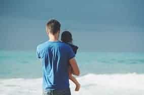 marido con su hijo
