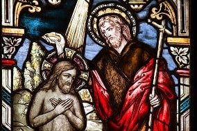 San Juan Bautista bautizando a Cristo